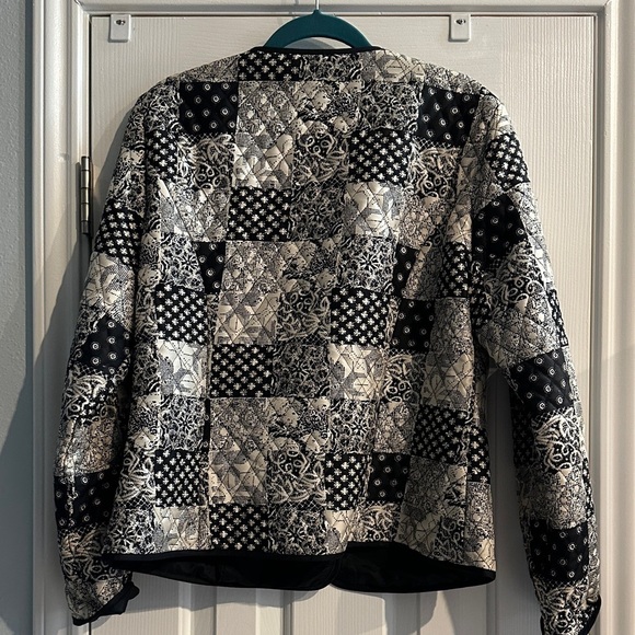 SilkLand Vintage Quilted Patchwork 100% Silk Jacket Black White Large Sequins - Picture 5 of 8